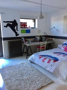 Chalets chalet des pyrenees : photos des chambres