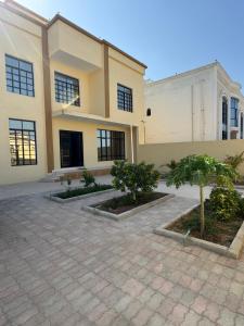 فيلا وشقق السعادة - صلالة