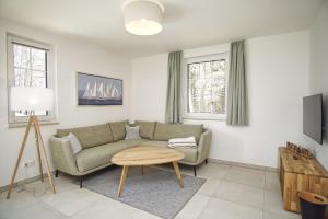 Rex Rugia FeWo12-1 mit Schwimmbad und Saunanutzung im AHOI-Erlebnisbad Sellin