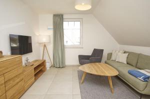 Rex Rugia FeWo12-8 mit Schwimmbad und Saunanutzung im AHOI-Erlebnisbad Sellin