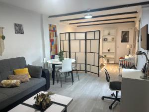 Espectacular Loft con piscina Comunitaria junto al mar Málaga