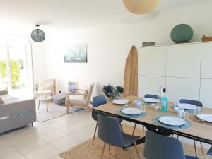 RIVAGE 2 - Maison en bord de mer Carnac-Plage - C33