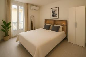 Charmant appartement 3 grandes chambres au coeur de Nice au calme absolu