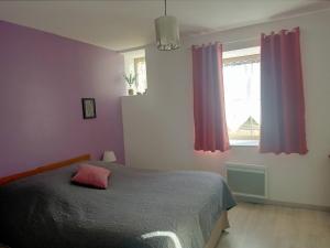Maisons d'hotes Au Mont & Merveilles : Chambre Lit King-Size - Vue sur Jardin