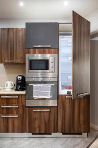 Modern 3 Bedroom & 3 Bathroom Apartment - near Balluta Bay