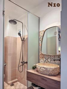 HHomestay quận 1 - N10