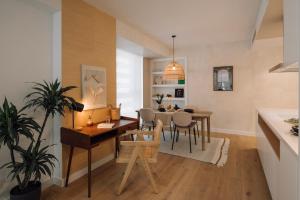 Terracina - 2 bedrooms and terrace in Campolide