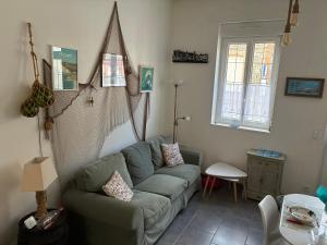 Maisons de vacances Chez Tipoulot - maison de pecheur a 2 pas du port : photos des chambres