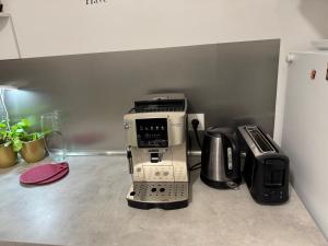 Au coeur du marché Poncelet et à 2 pas de lArc de Triomphe - appartement 6 personnes et 1 bébé, sdb, 2 WC