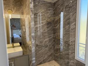 Hotels Alma Hotel : photos des chambres