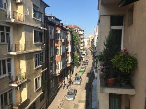 Beautiful Business Apartment - Ivan Denkoglu Street by Flat Mаnager