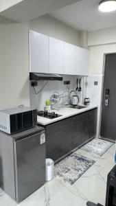 Stylish Kilimani 1BR Near CBD, Free Parking, Wi-Fi