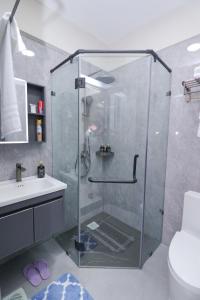 Ensuite Kilimani 1BR Near CBD, Free Parking, Wi-Fi, Near yaya center