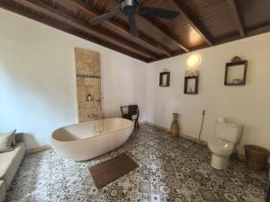 Villa Veyla Seminyak 10 mins walk to beach