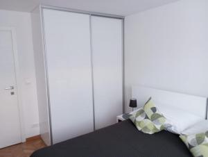 Two-room apartment close to center