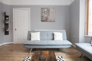 Spacious 1 Bed Apartment in Liverpool - Sleeps 6