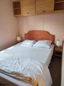Campings Mobil Home 3 chambres au Camping Paradis du Quinquis : photos des chambres