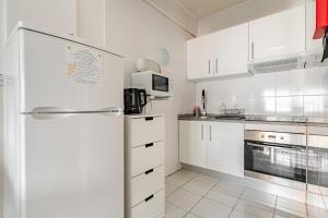 Silver Coast by Seareen