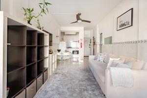 Silver Coast by Seareen