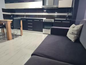 Edis Apartments-Cozy stay in the center
