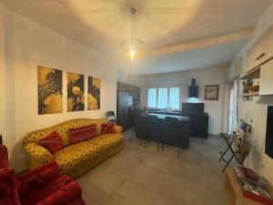 Grazia s Elegant Roman Haven with Terrace