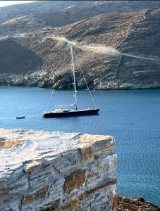 Vista del sole Kythnos