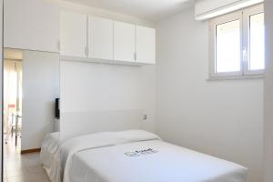 SE170 - Senigallia, monolocale vista mare con aria condizionata