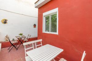 Sunny retreat near Alicante Central Market