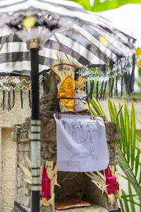 Lumbung Sari Wooden Private Villa with Greenery View