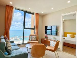 2BR Ocean View Apartment Infinity Pool & Firework