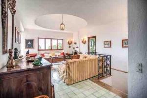 Villa Circeo, con piscina e scesa al mare