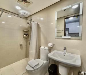 38 Park Ave Studio in IT Park with Netflix, Pool & Gym