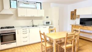 N091 - Numana, nuova taverna bilocale sx