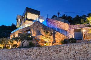 Villa Bali by Marhen Homes