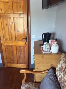 Doughlasha House V93RX64