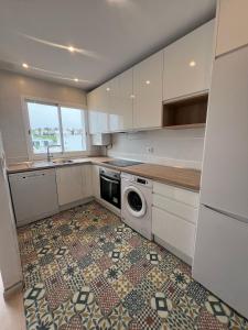 Apartameno Sanlúcar PARKING GRATIS ,PISCINA ,WIFI ATICO con vistas