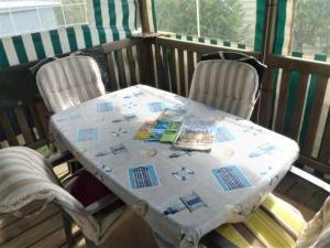 Campings Camping 3 etoiles - Piscine - eeefaf : photos des chambres