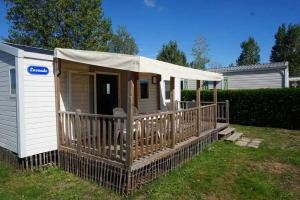 Campings Camping 5 etoiles - Parc aquatique - eeibdg : photos des chambres