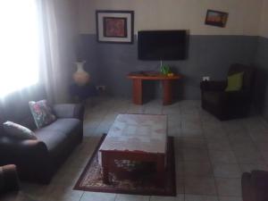 M and M Home from Home