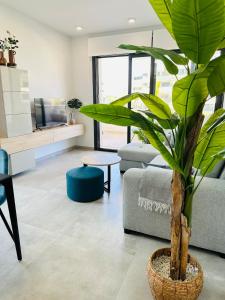 Beleef Spanje new luxury apartment with sea view