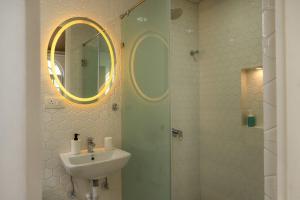 Stanleys Suites Madhapur