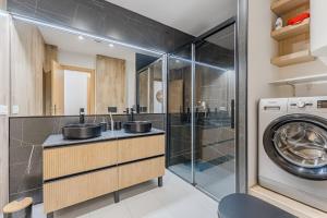 Barranco Luxe Golf Residence