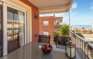 Awesome Apartment In Santa Pola