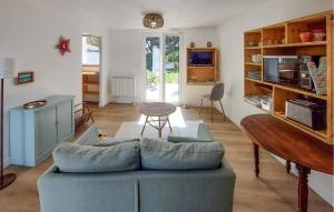 1 Bedroom Cozy Home In Lépine