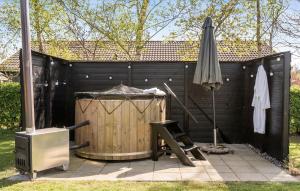 3 Bedroom Cozy Home In Vinderup