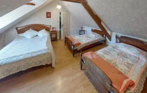 4 Bedroom Nice Home In Mont-Saint-Jean