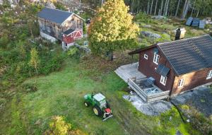 2 Bedroom Lovely Home In Gjerstad