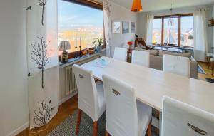 2 Bedroom Nice Home In Kungshamn