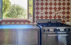 Gorgeous Apartment In Camporosso