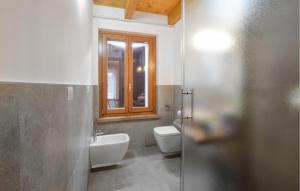 Nice Apartment In Peschiera Del Garda